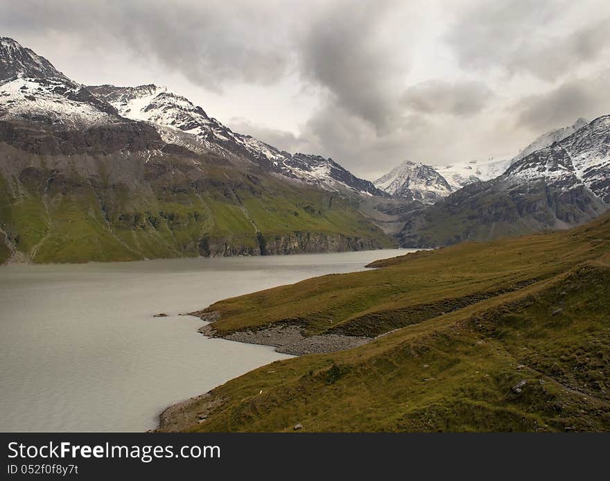 Alpine landscape with the lake