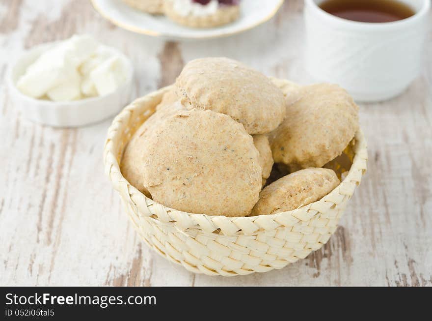 Scone Of Whole Wheat In A Wicker Basket Horizontal