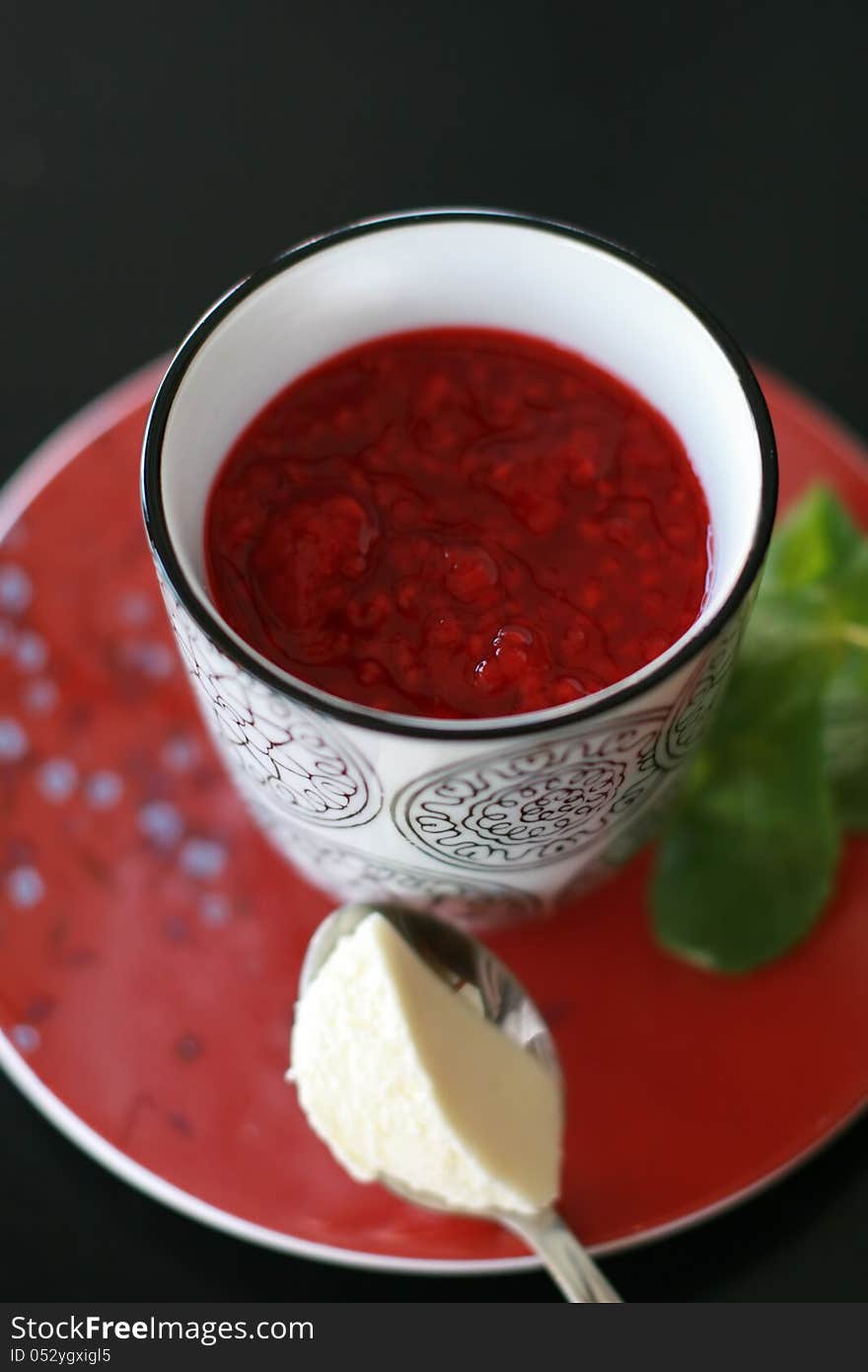 Chinese dessert served in oriental restaurant