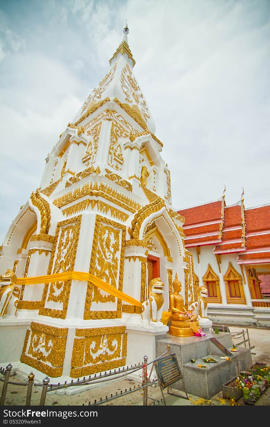 A white and gold pagoda in Asia