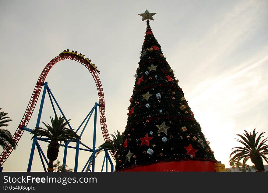 Movieworld's annual Christmas tree for White Christmas with the Superman ride in the background. Movieworld's annual Christmas tree for White Christmas with the Superman ride in the background