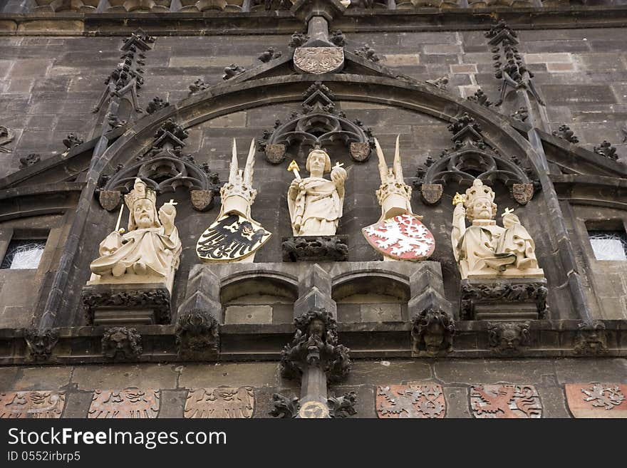 Charles Bridge Details