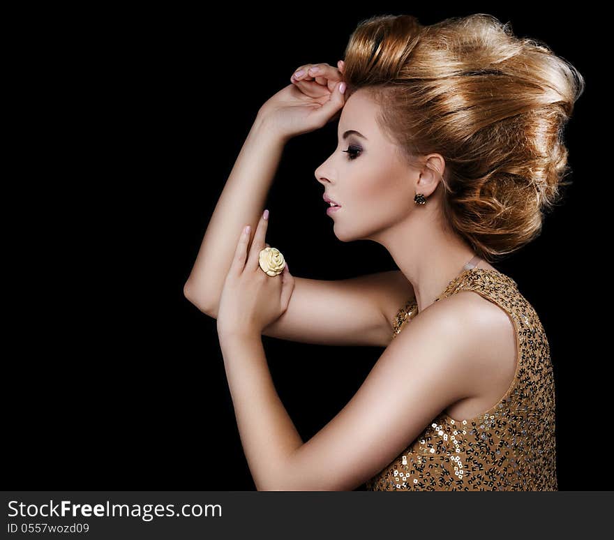 Fashionable attractive blonde hairdo