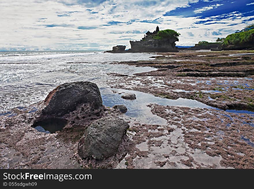 Pura Tanah Lot temple before the sunset, Bali, Indonesia