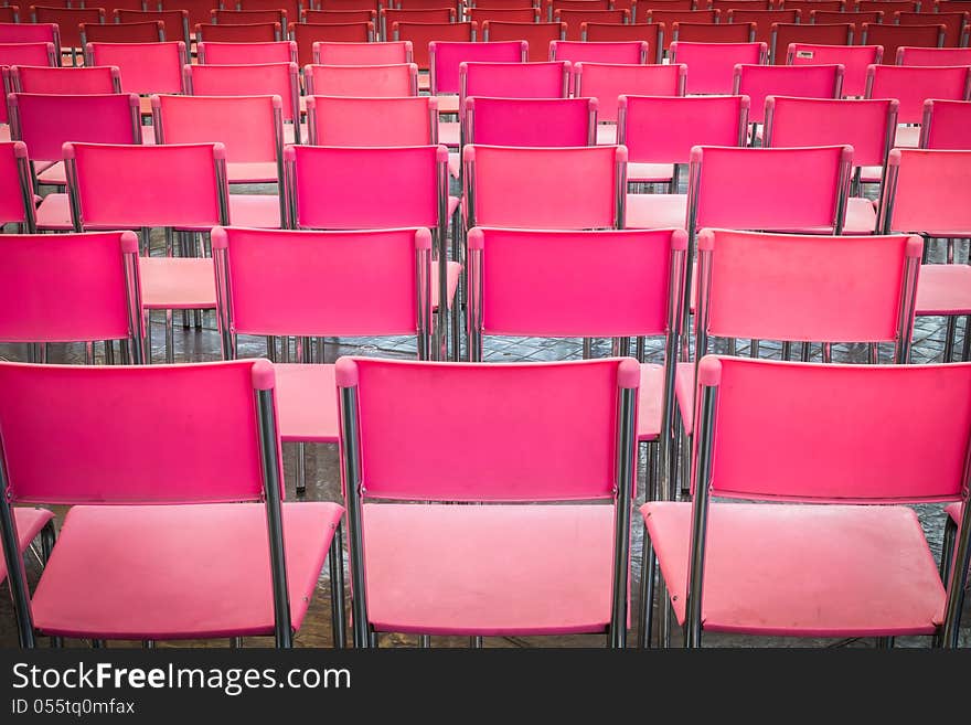 Pink and red colors seat