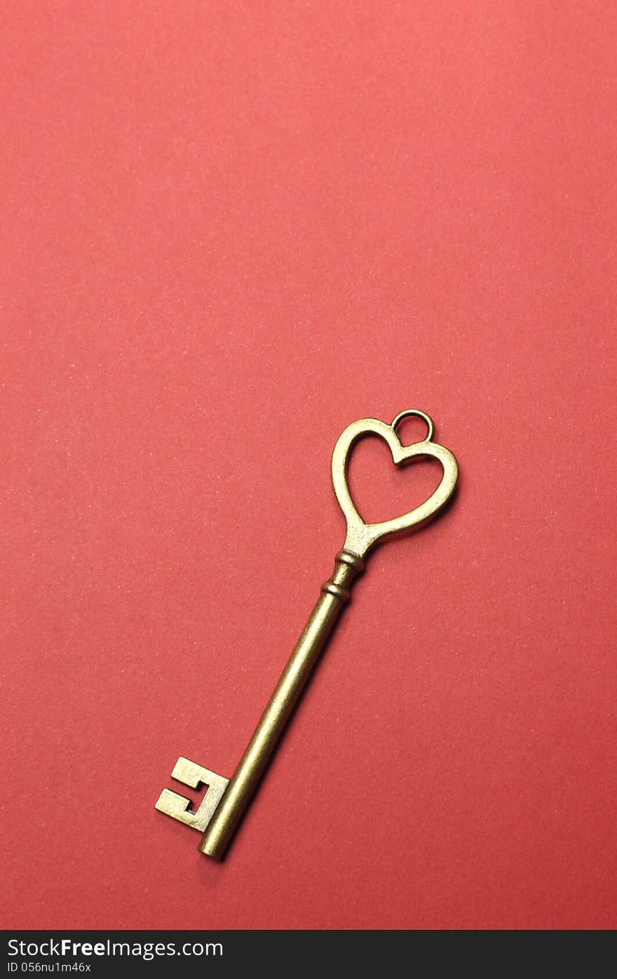 One Heart Shape Gold Key - Vertical.