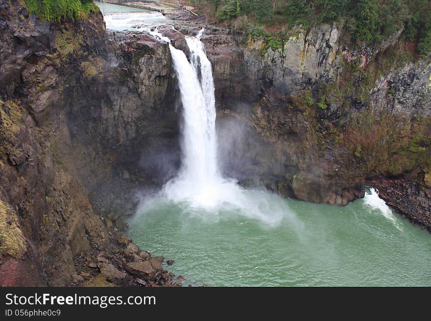 A View over Snoqualmie Falls