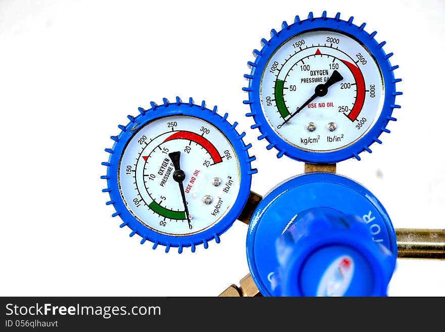 The pressure meter for oxygen valve