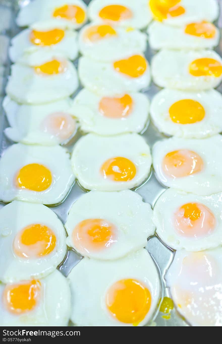 Preparation served is fried egg