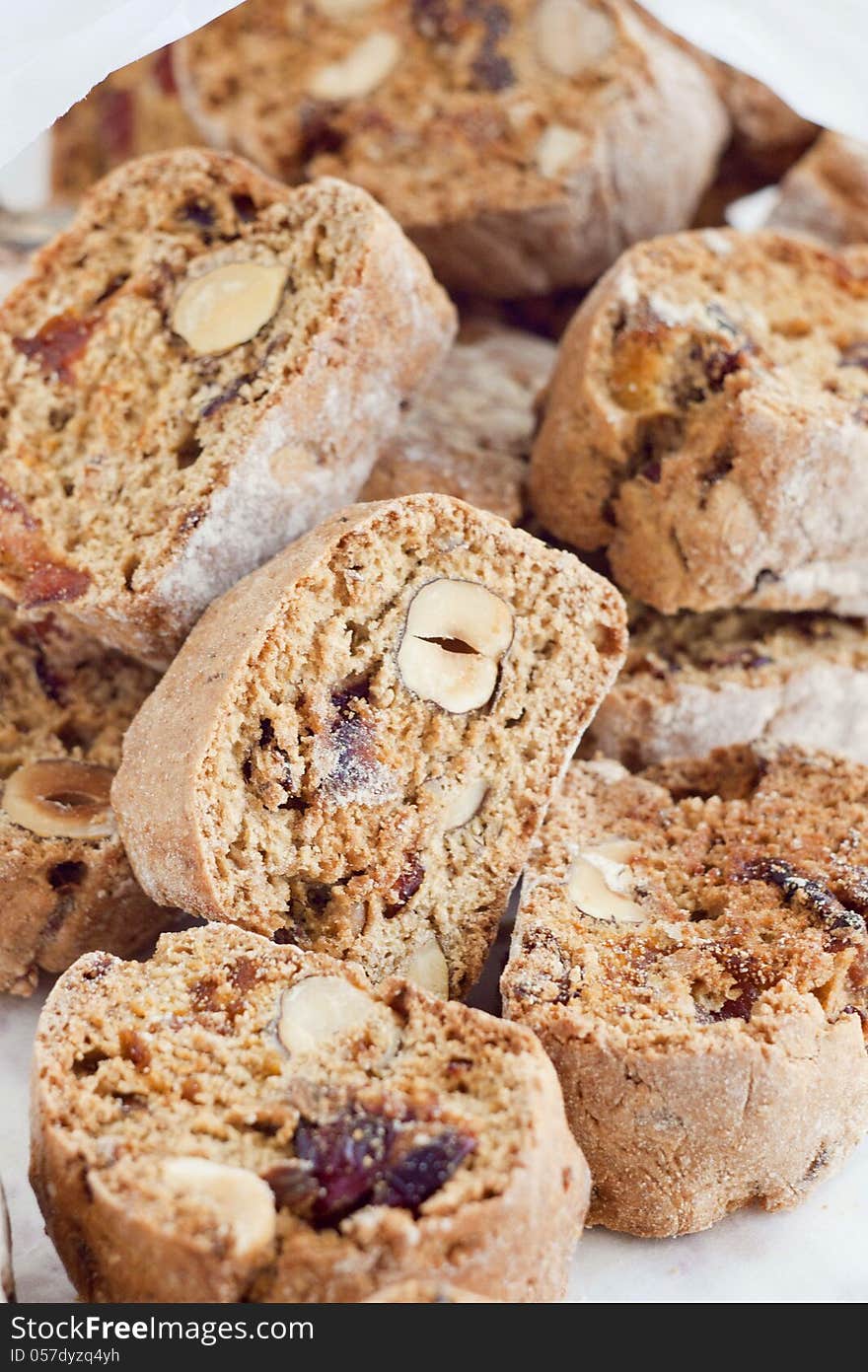 Biscotti with hazelnuts and apricots