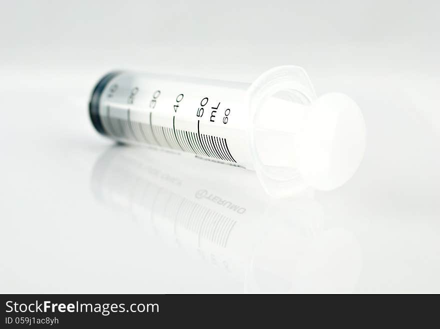 Single Plastic Syringe