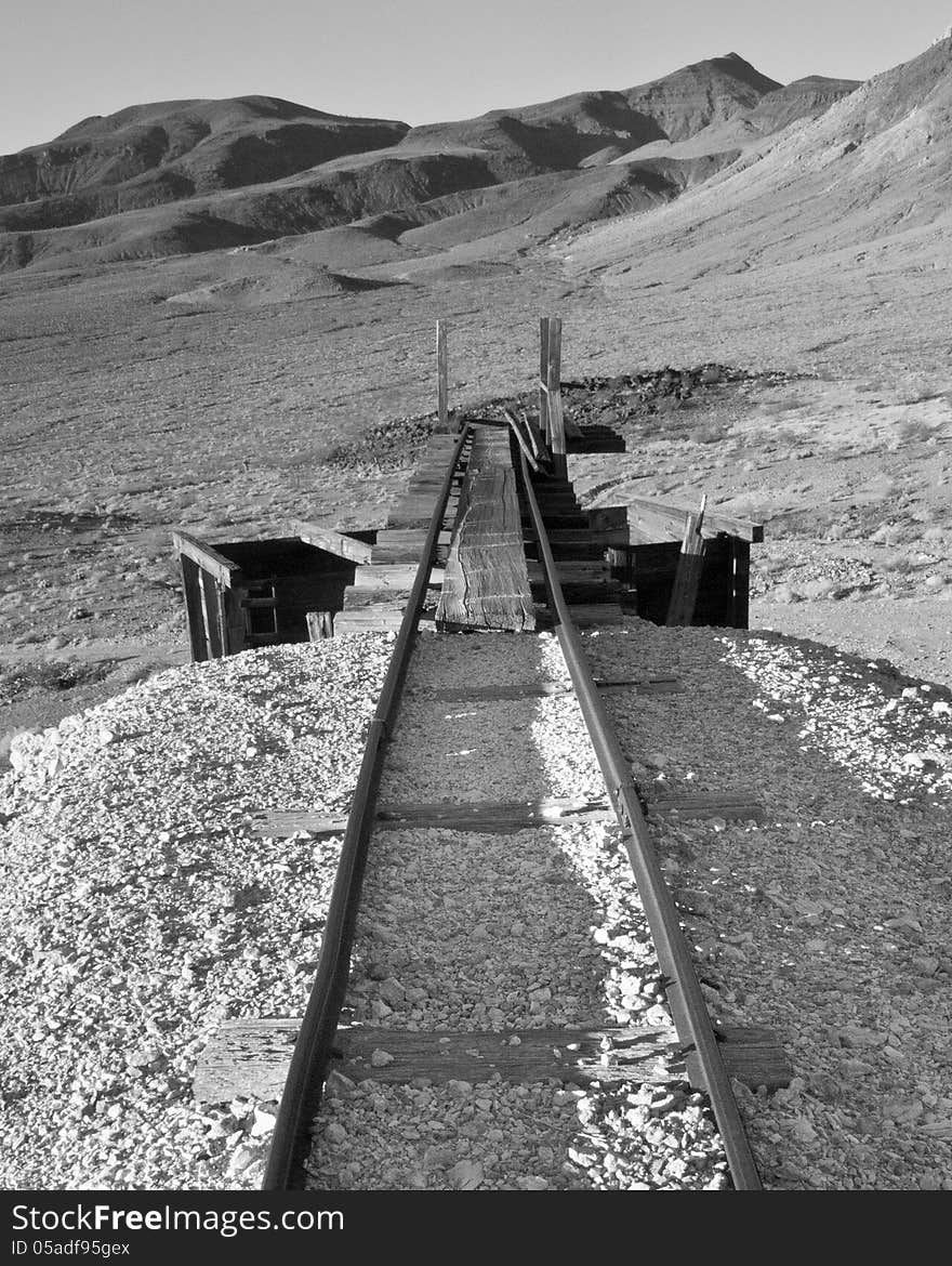 Abandoned Mine Tracks