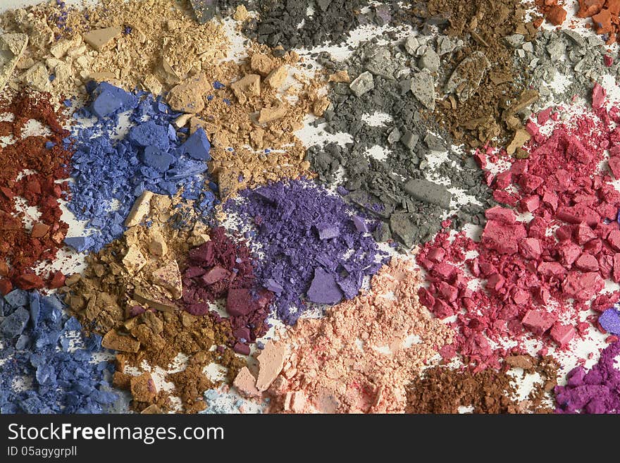 Cosmetic colors with eyeshadow and blushon