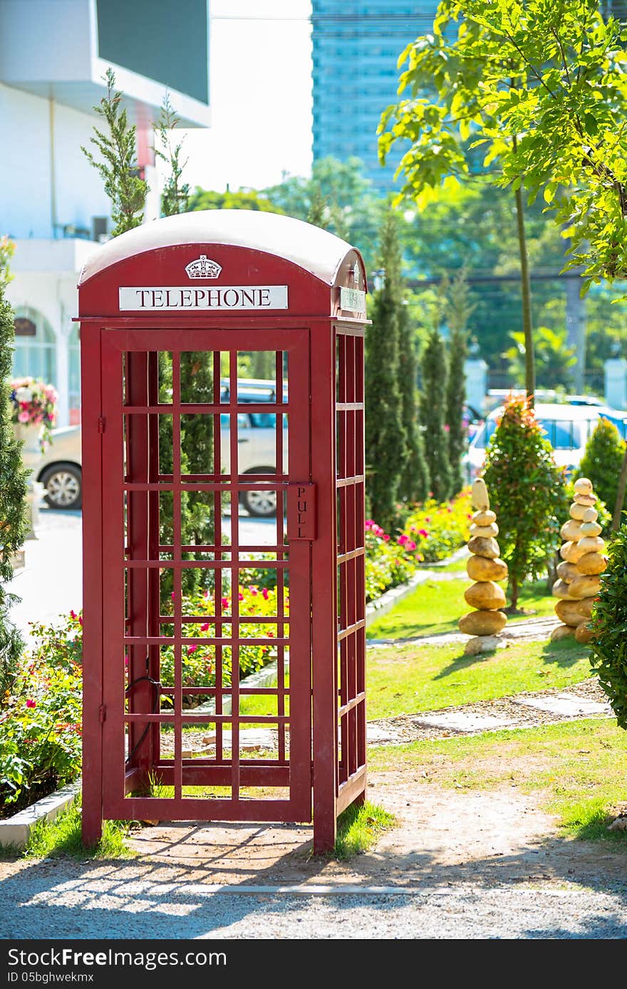 Red telephone box