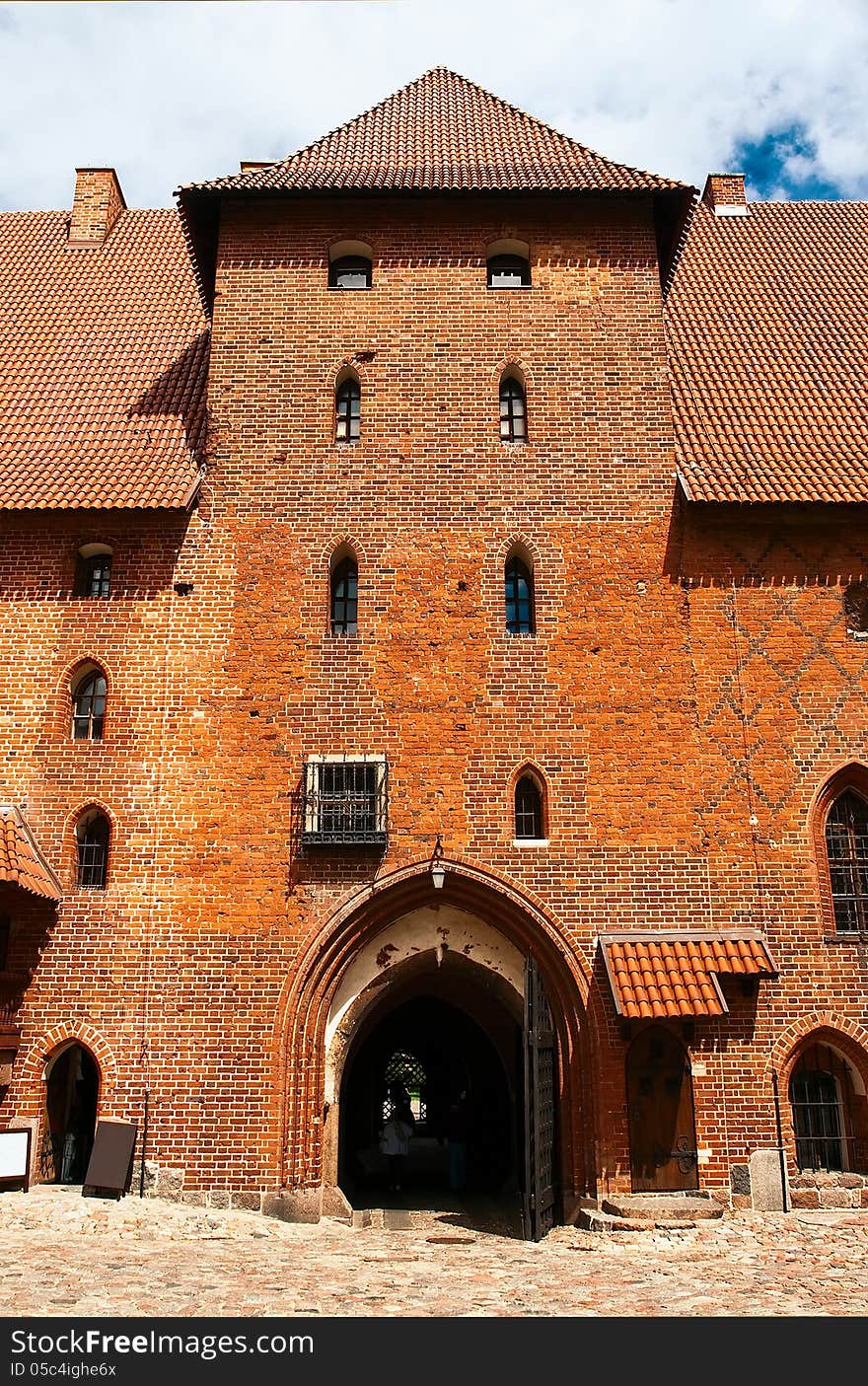 Main entrance to the castle from the courtyard. Poland