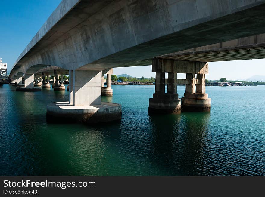 Sarasin Bridge and blue sky