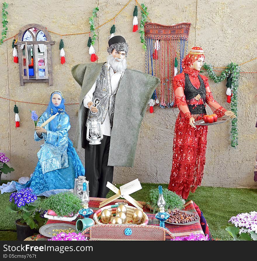 Mannequins in traditional rural persian clothes