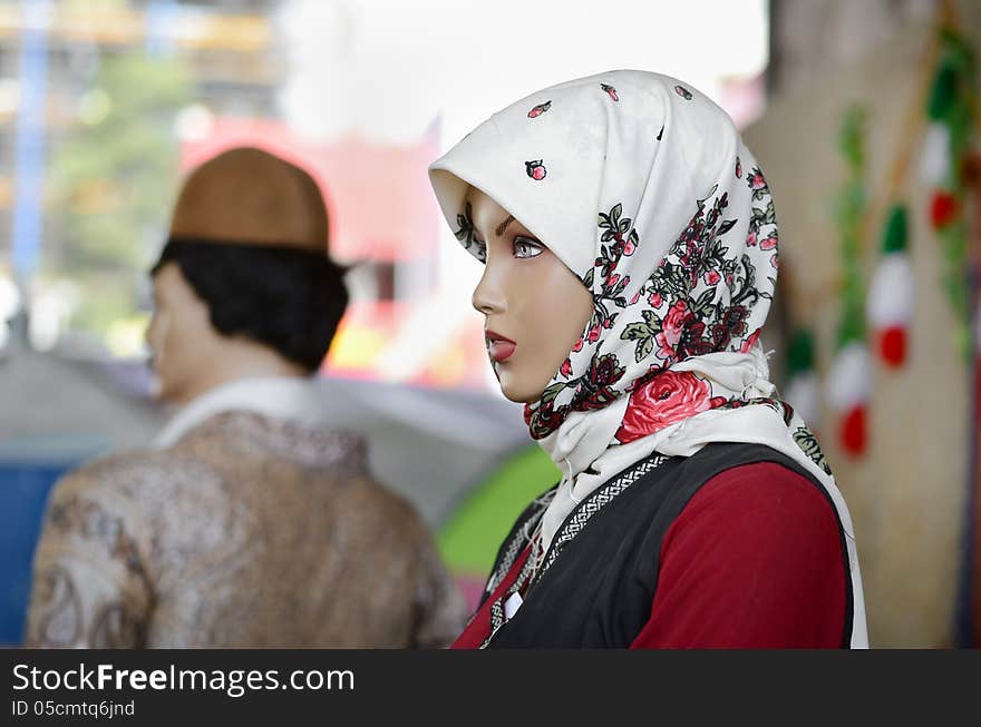 Mannequin in traditional rural persian clothes