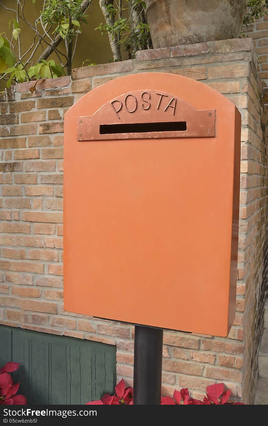 Mail box with the wall