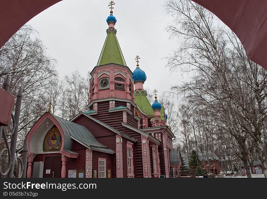 Natashinskaja wooden Church in April.