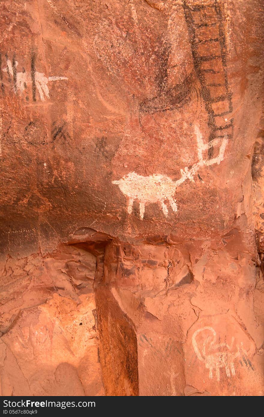 Petroglyphs at the Palatki ruins, Sedona Arizona. The Petroglyphs date back to 6000 years ago. Image taken on Aprin 2, 2013. Petroglyphs at the Palatki ruins, Sedona Arizona. The Petroglyphs date back to 6000 years ago. Image taken on Aprin 2, 2013