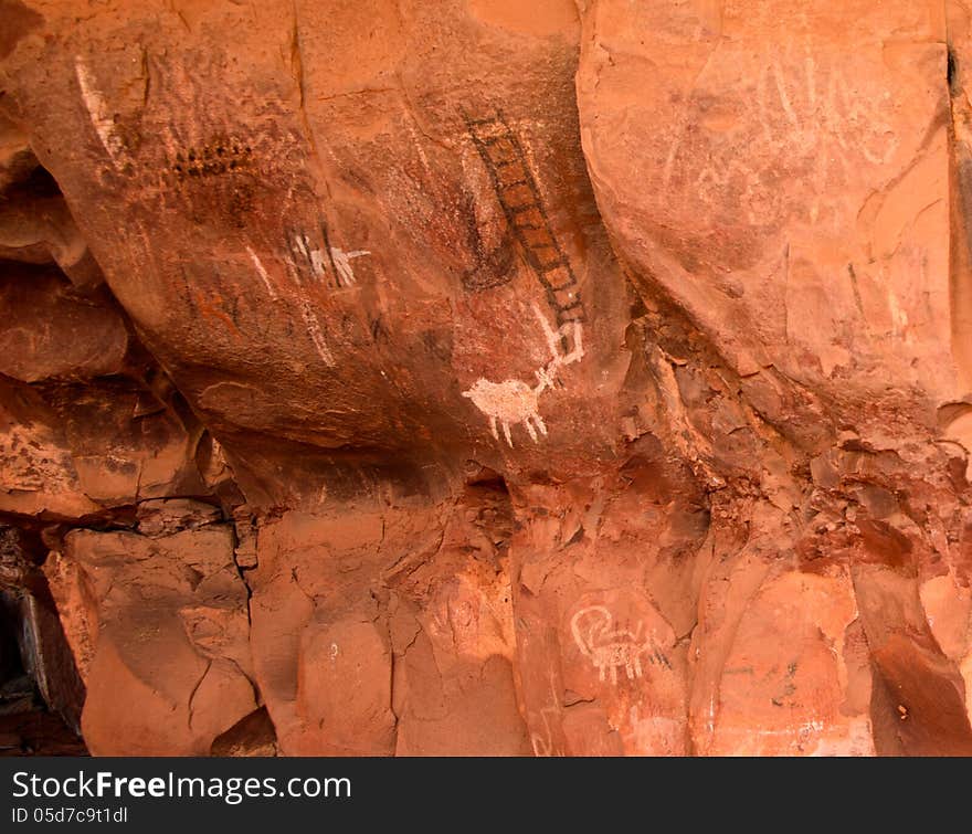 Petroglyphs at the Palatki ruins, Sedona Arizona. The Petroglyphs date back to 6000 years ago. Image taken on Aprin 2, 2013. Petroglyphs at the Palatki ruins, Sedona Arizona. The Petroglyphs date back to 6000 years ago. Image taken on Aprin 2, 2013