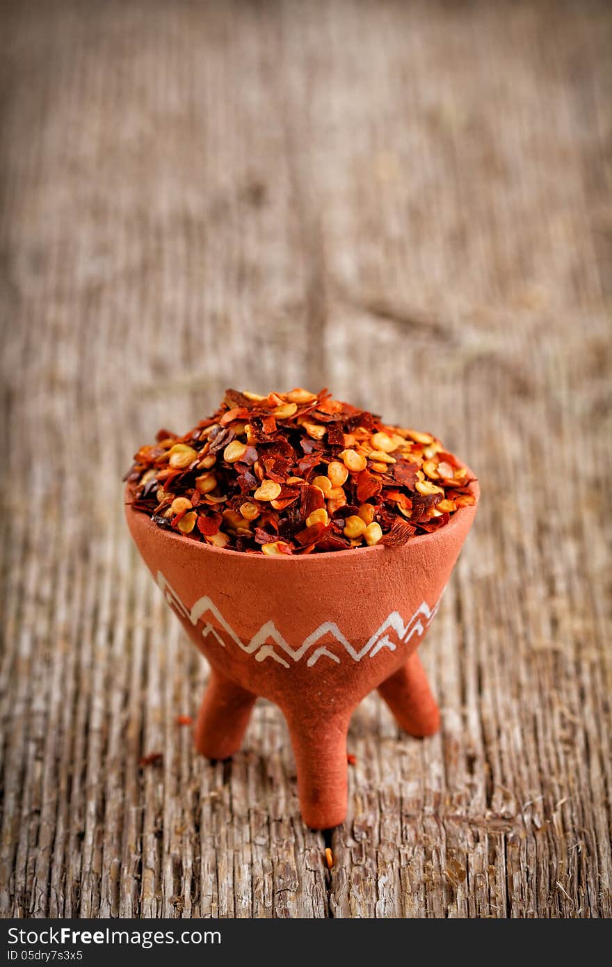 Dried red pepper flakes