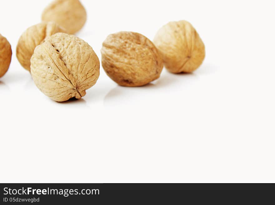 Shelled walnuts