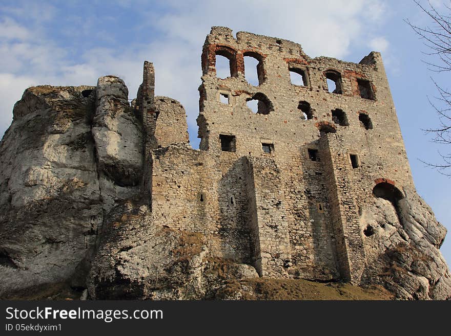 Ogrodzieniec castle ruins poland.