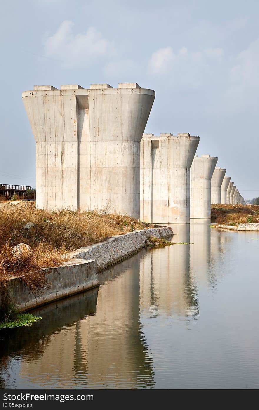 This picture shows a high speed railway bridge construction site in Guangxi province,China.Liu-Nan high-speed passenger-dedicated railways. This picture shows a high speed railway bridge construction site in Guangxi province,China.Liu-Nan high-speed passenger-dedicated railways.