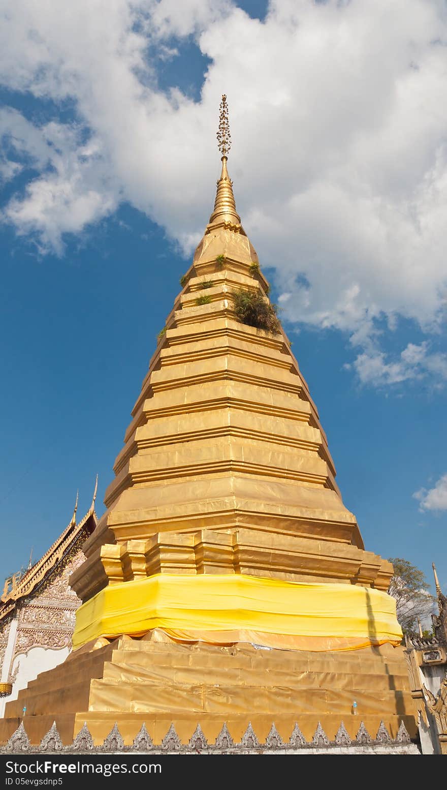 Buddhist golden pagoda