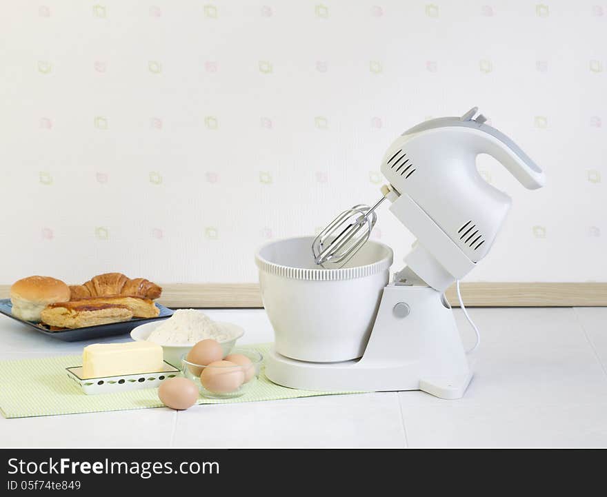 Flour Mixer Tool For Your Bakery Preparing