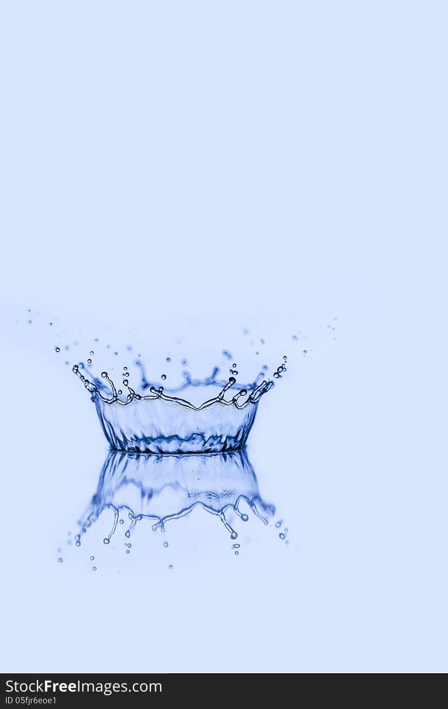 Water splash with reflection