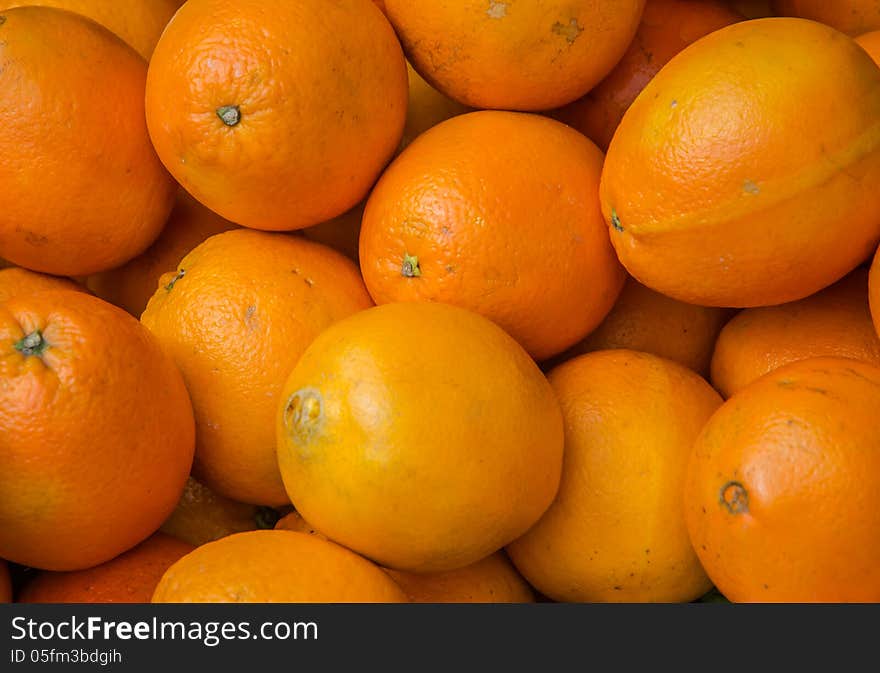 Fresh oranges in a market