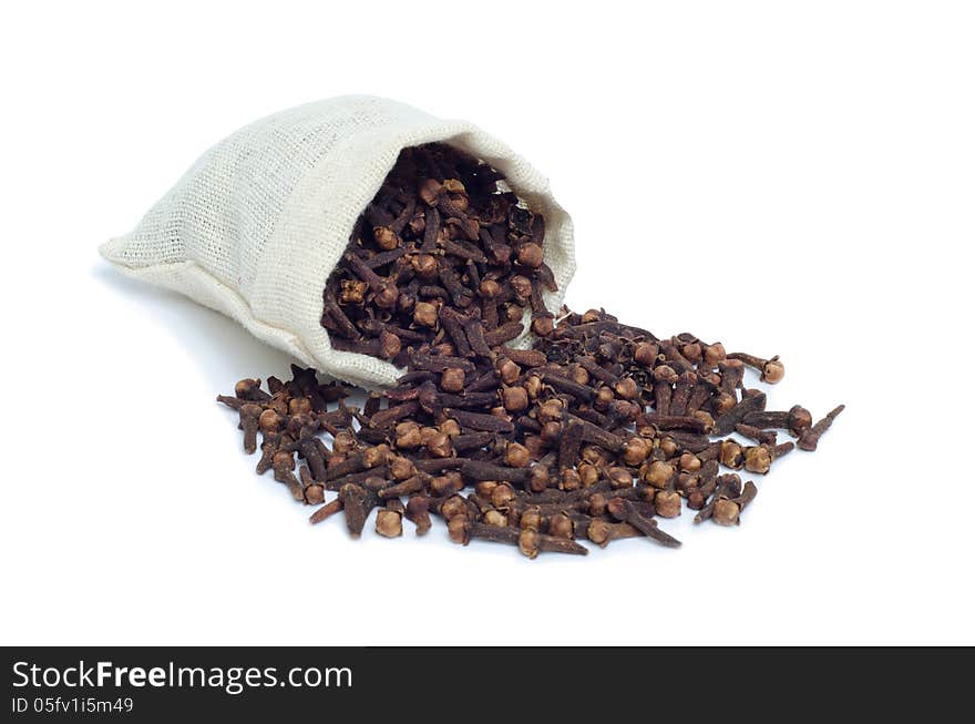 Cloves in bag