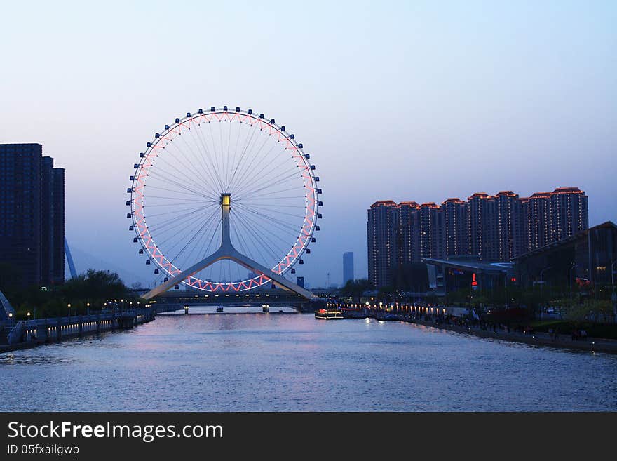 This is a piece of Tianjin Haihe River nightscape photos。