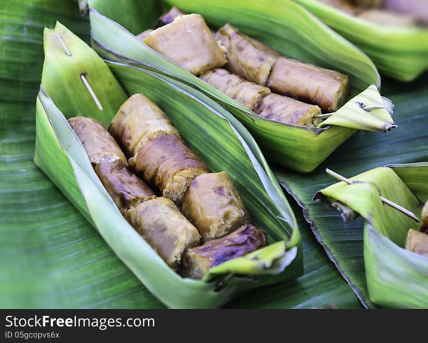 Sausage beans on banana leave