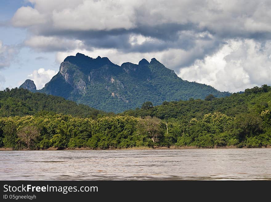 Countryside around Nam Ou river