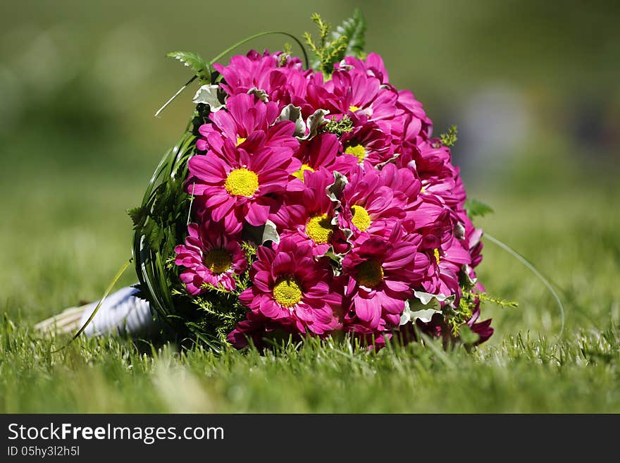 Wedding bouquet on the lawn