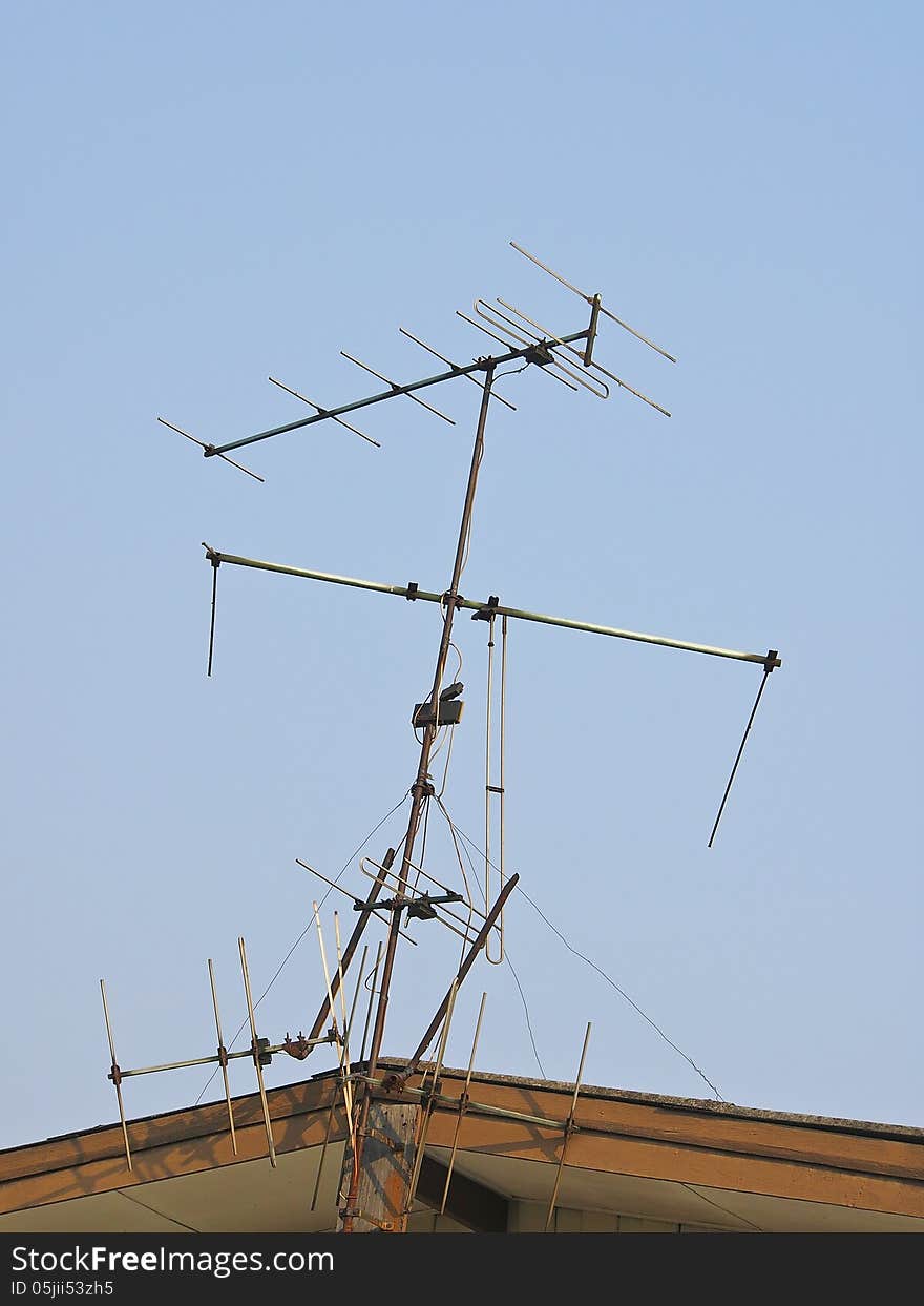 Television antenna