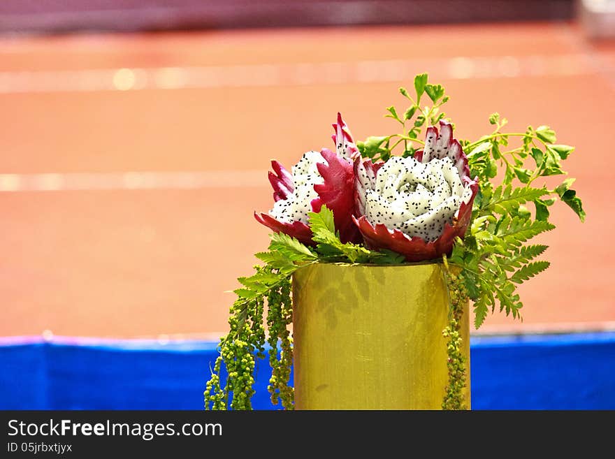 Dragon fruit carving in the Thailand ultimate chef challenge 2013