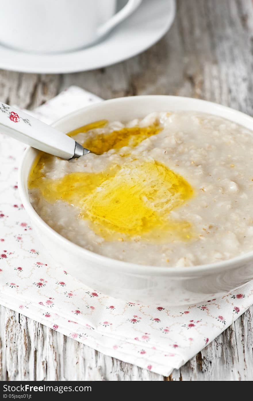 Porridge with butter