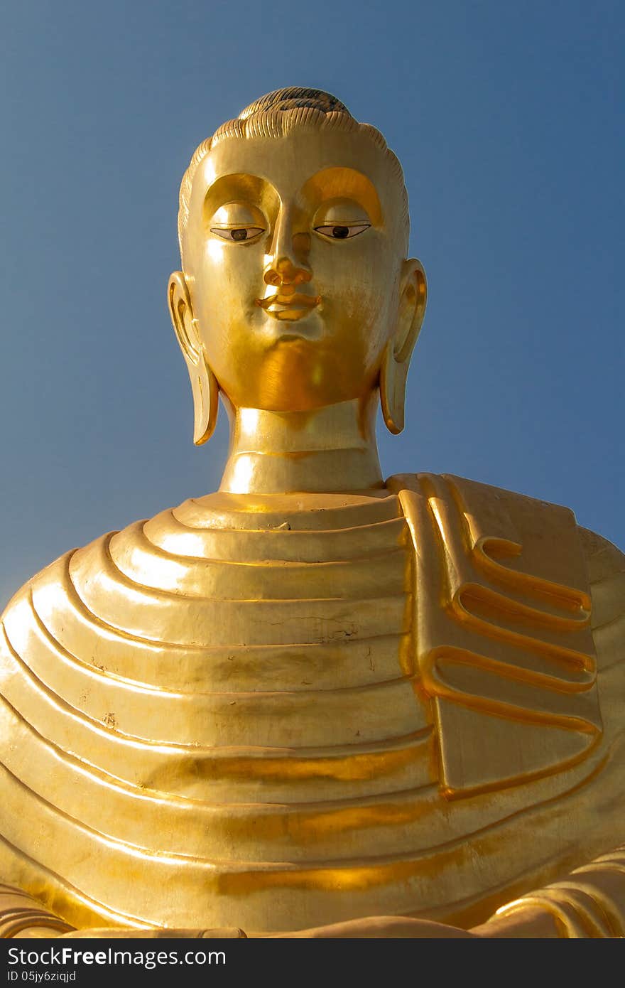 Gold buddha