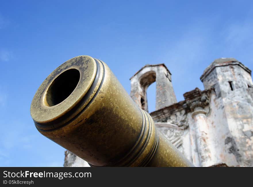 Replica cannon at Porta de Santiago gatehouse ruins in Malacca, Malaysia. Replica cannon at Porta de Santiago gatehouse ruins in Malacca, Malaysia