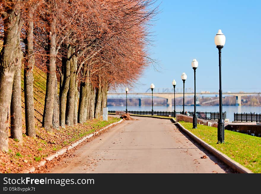 Pedestrian sidewalk along the banks of the River Volga. Yaroslavl. Russia.