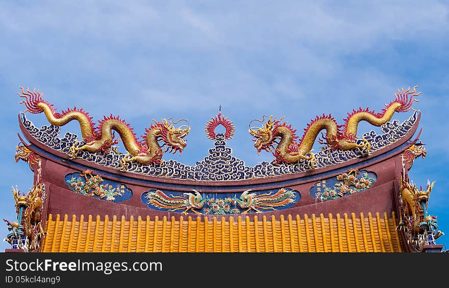 Chinese Dragon Sculpture on Roof