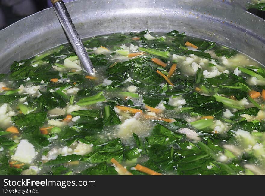 Paste of rice flour in the pot