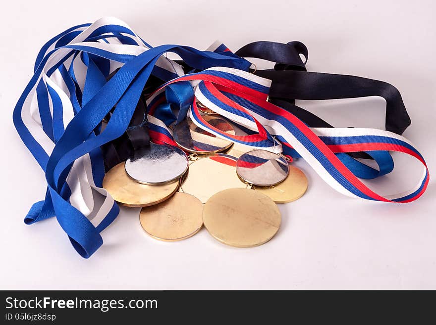 Gold and silver medals for winners