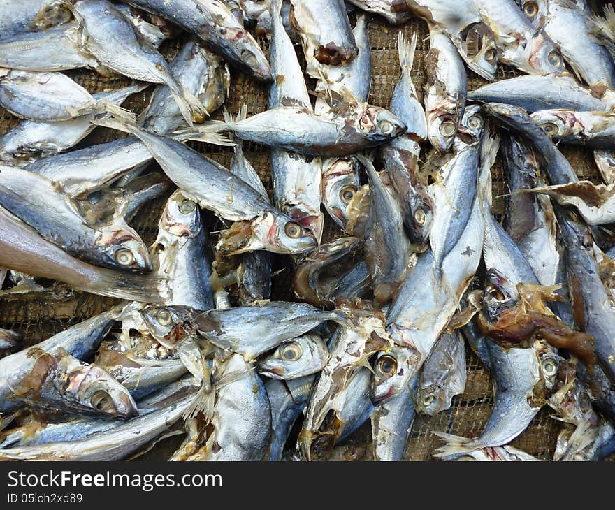 Drying fish