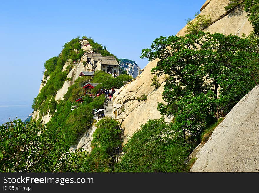 Look up to north peak_Hua mountain_xian